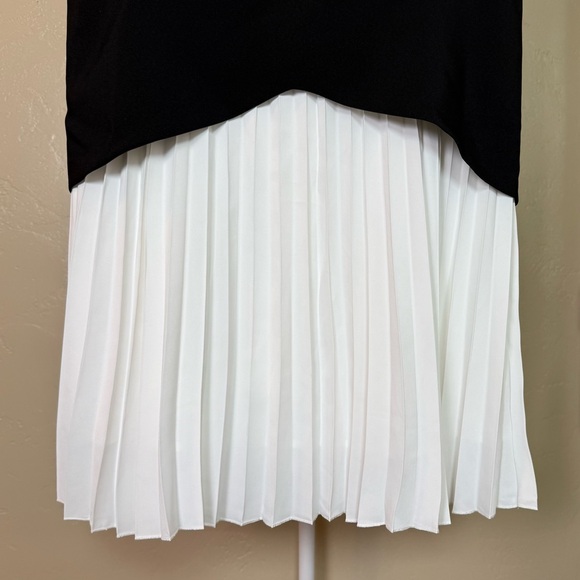 SOLD - Picture 5 of 9